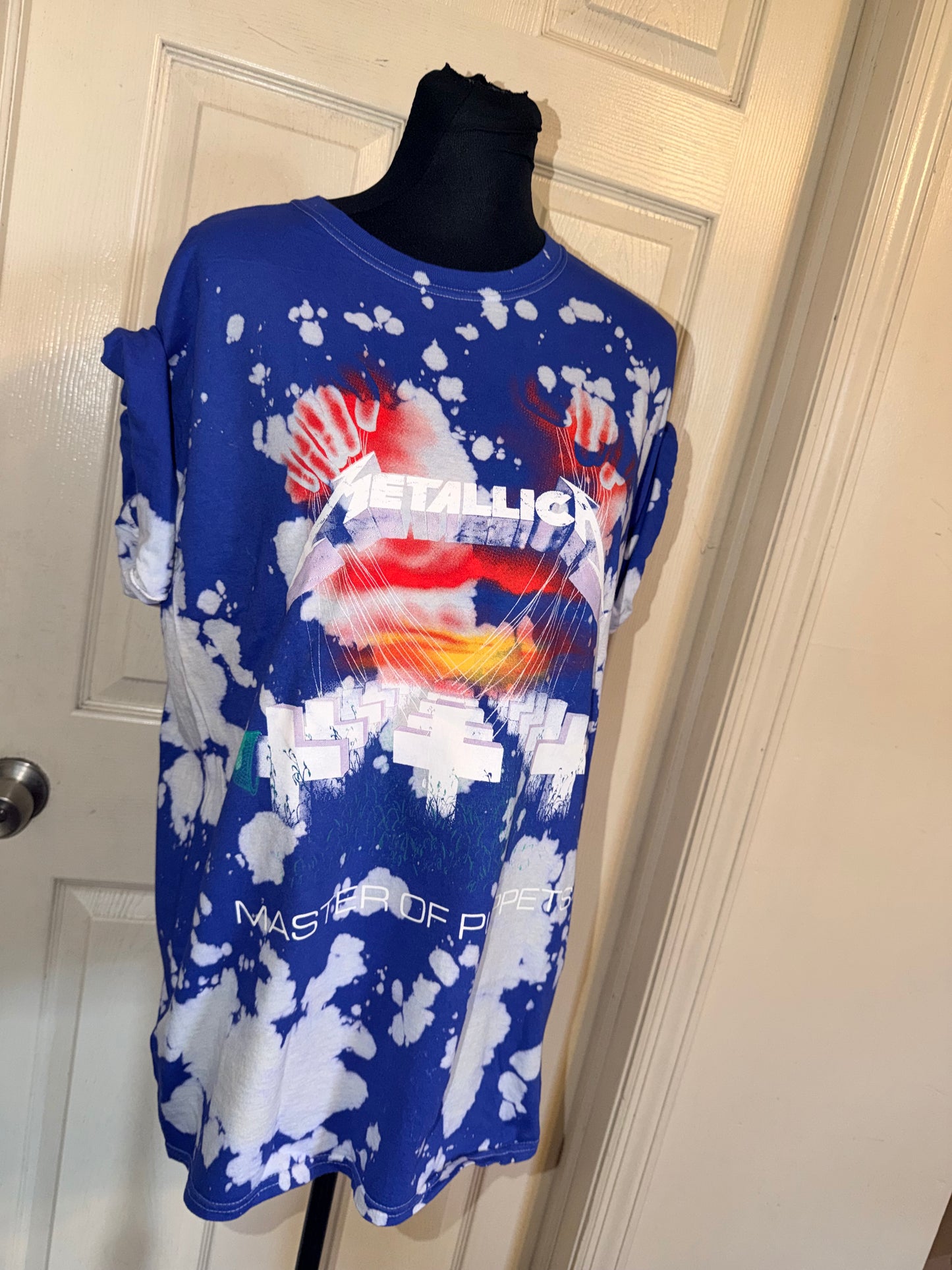 Metallica Oversized Distressed Tee