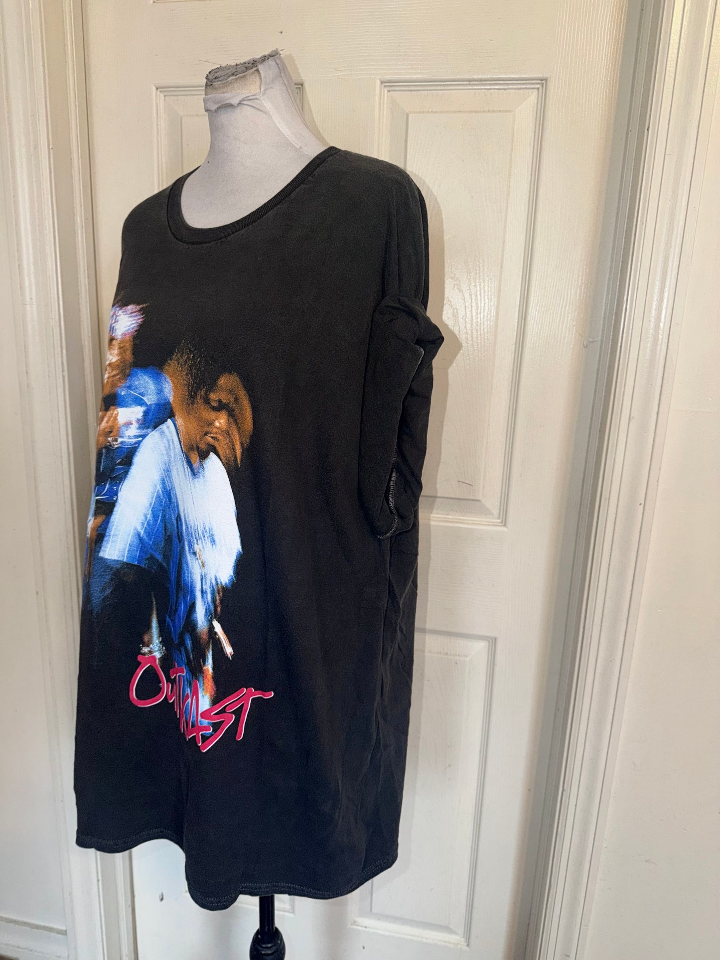 Outkast Oversized Tee