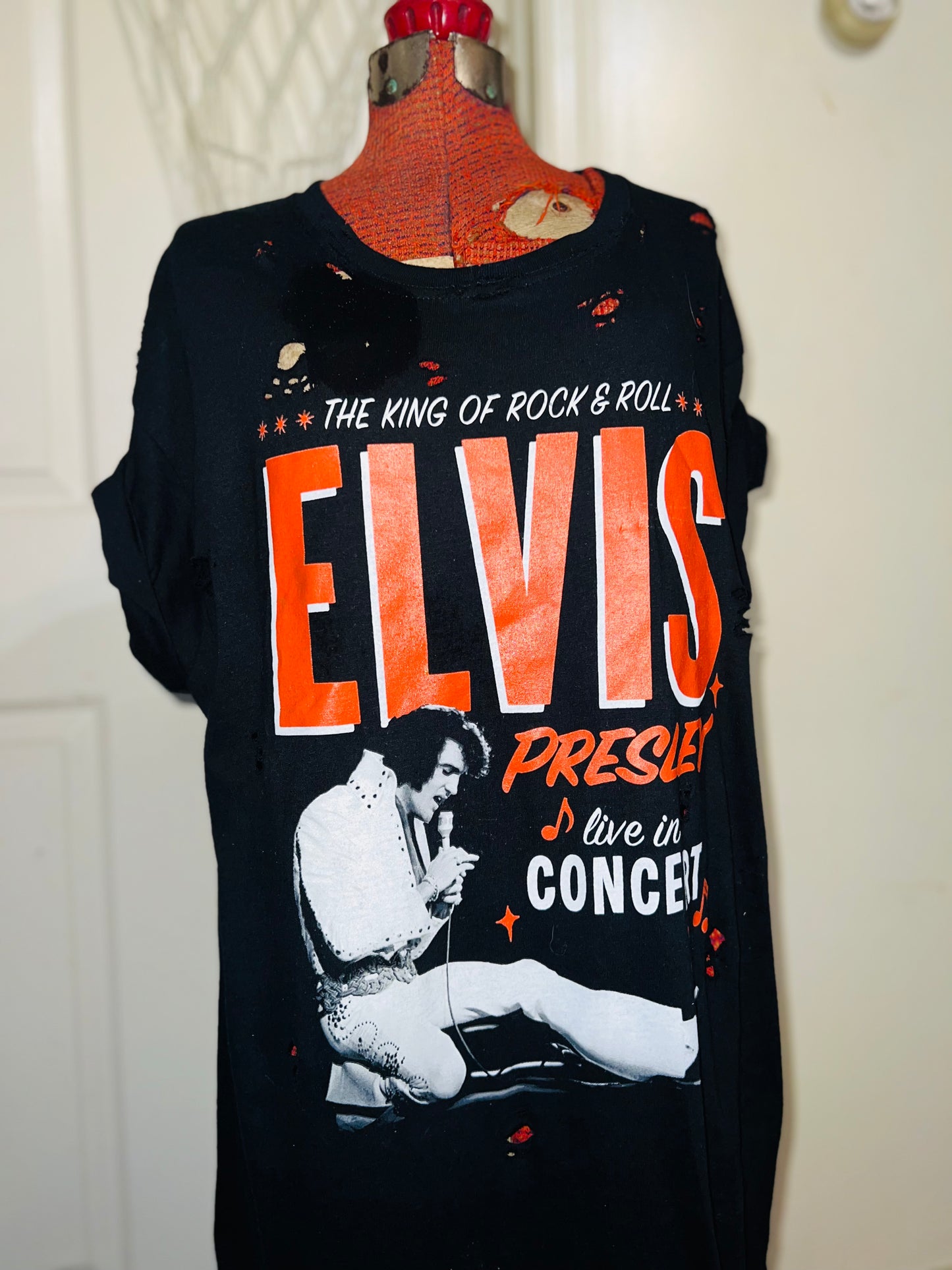 Elvis Presley Live in Concert Oversized Distressed Tee