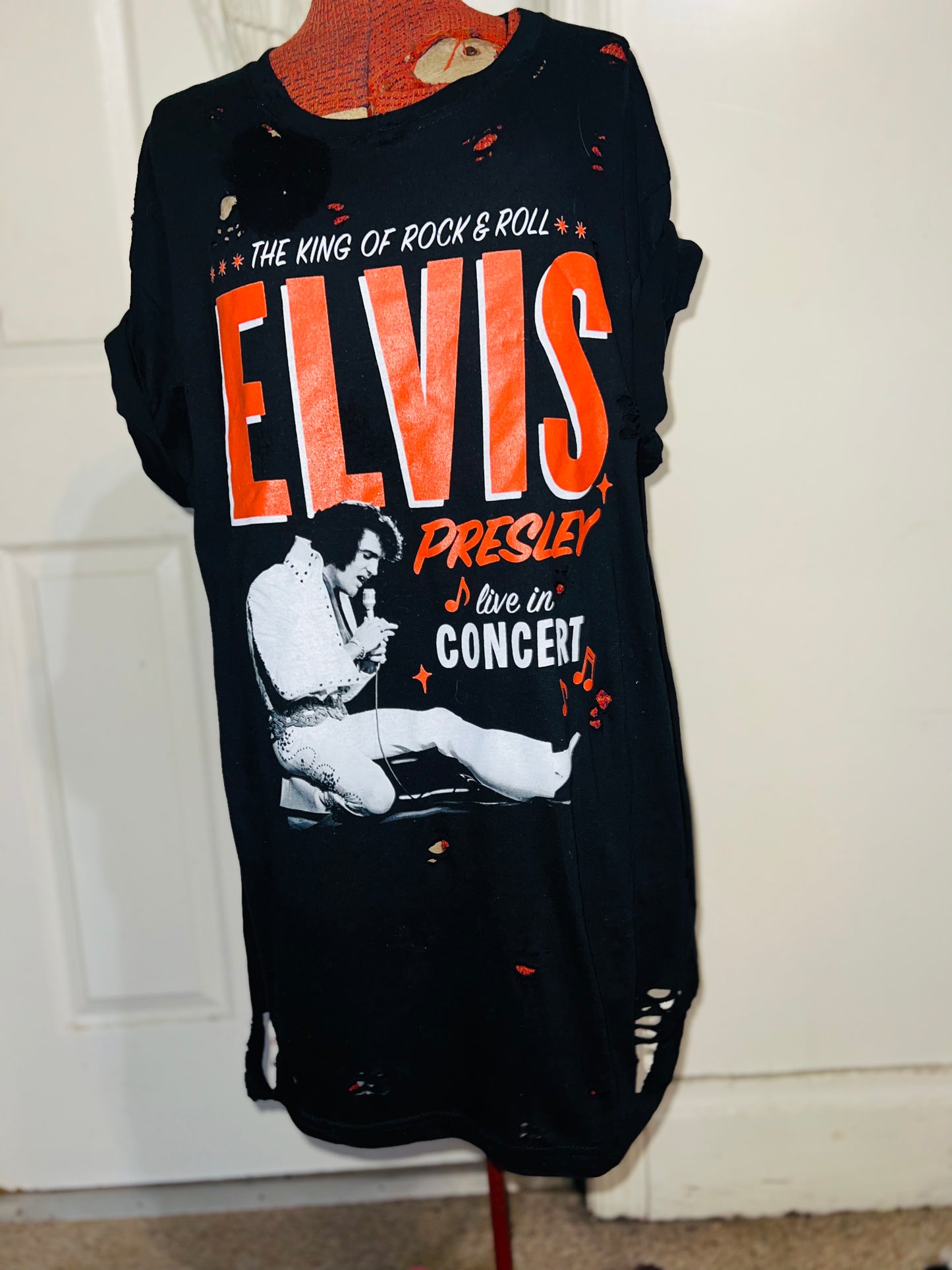 Elvis Presley Live in Concert Oversized Distressed Tee