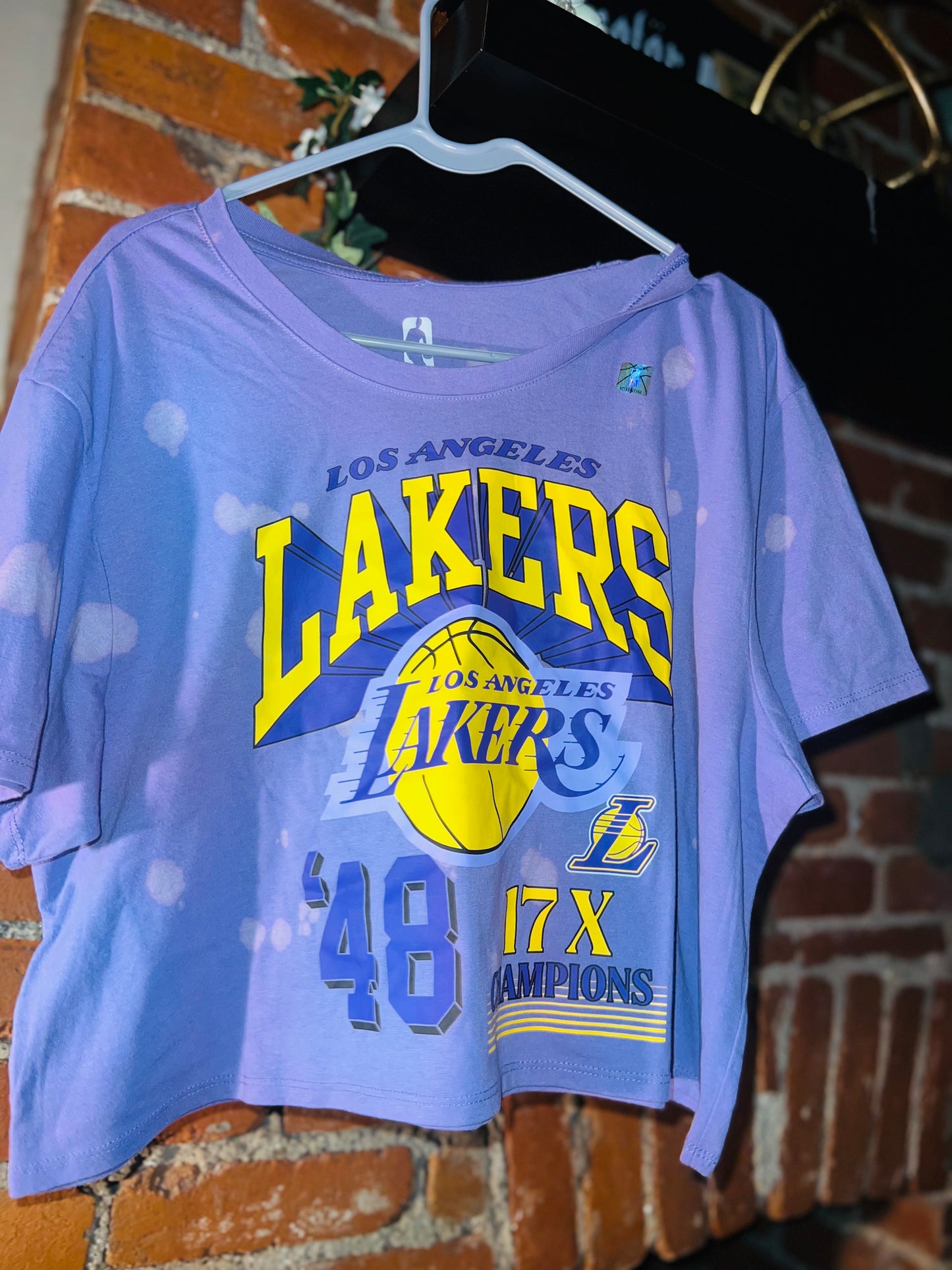 Los Angeles Lakers Cropped Distressed Tee (customizable)