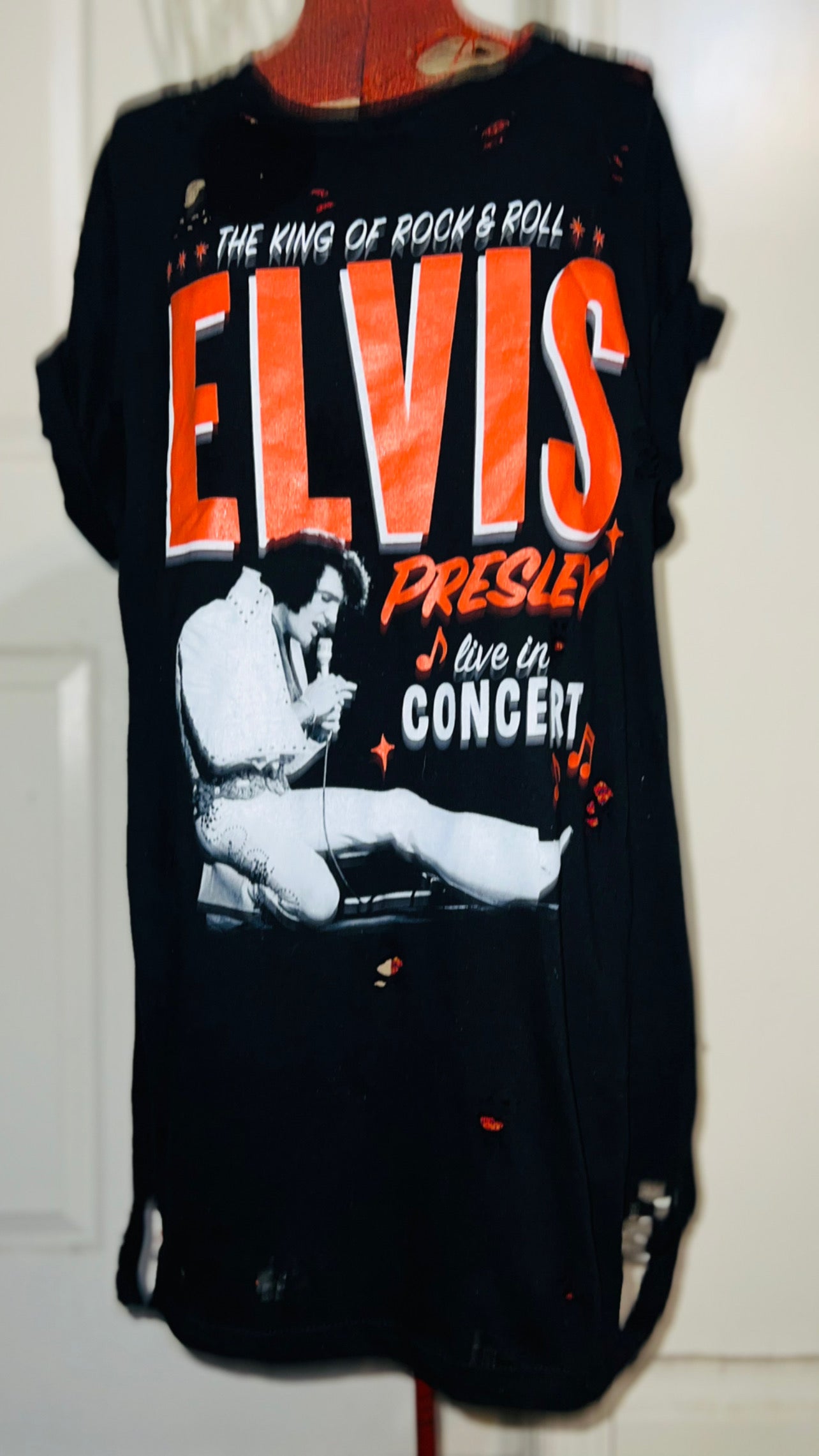 Elvis Presley Live in Concert Oversized Distressed Tee