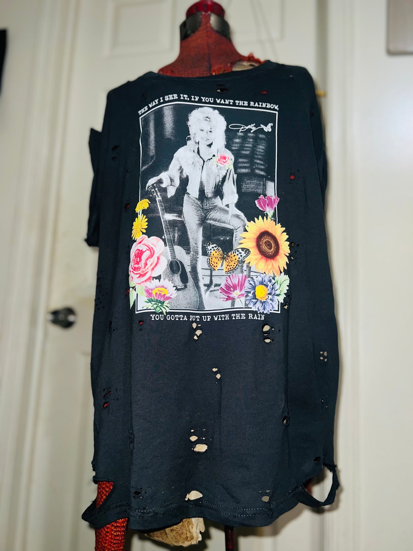 Dolly Parton Distressed Tee