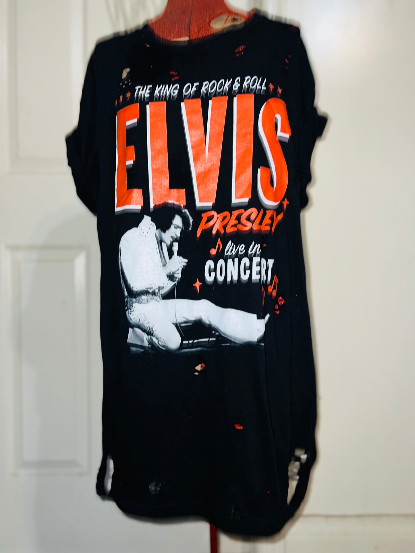 Elvis Presley Live in Concert Oversized Distressed Tee