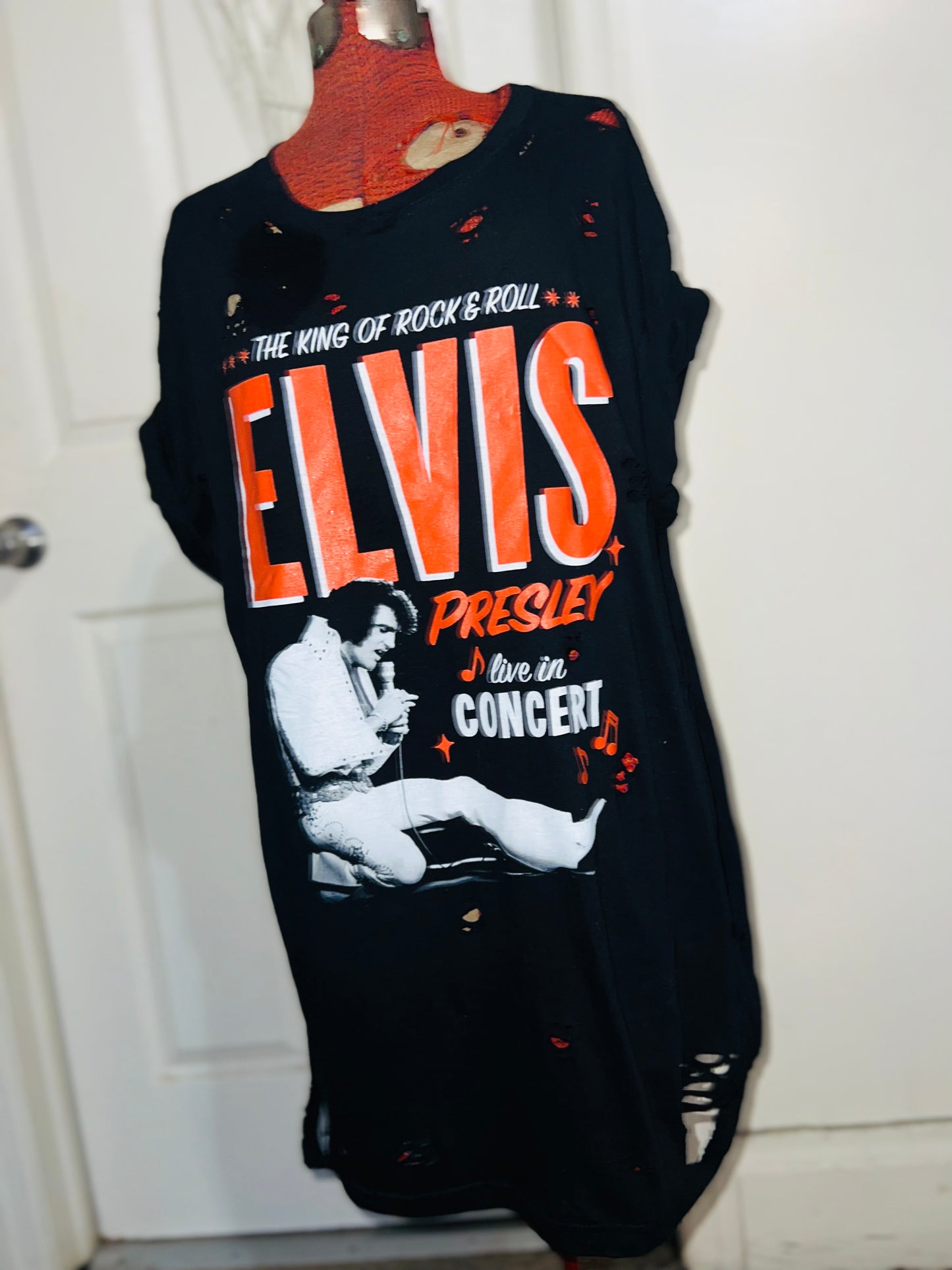 Elvis Presley Live in Concert Oversized Distressed Tee