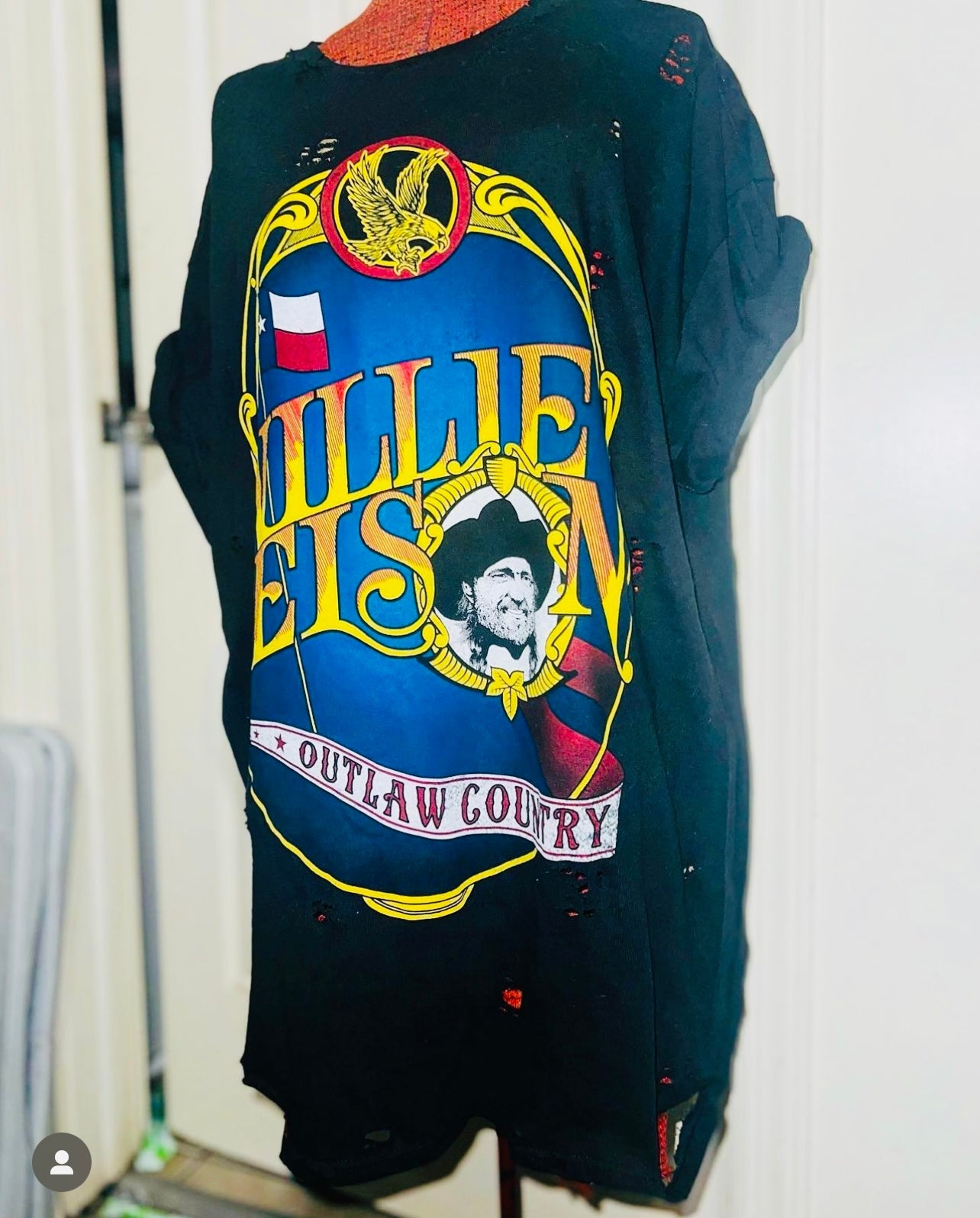 Willie Nelson Oversized Distressed Tee