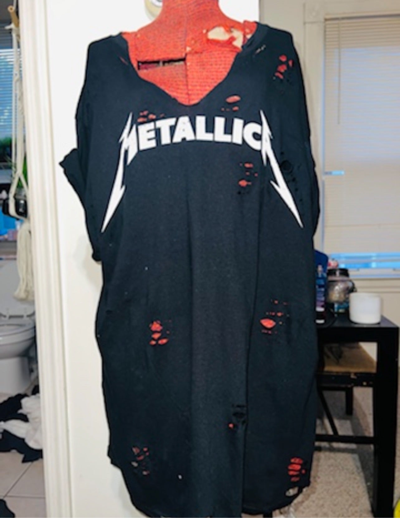 Metallica Oversized Distressed Tee