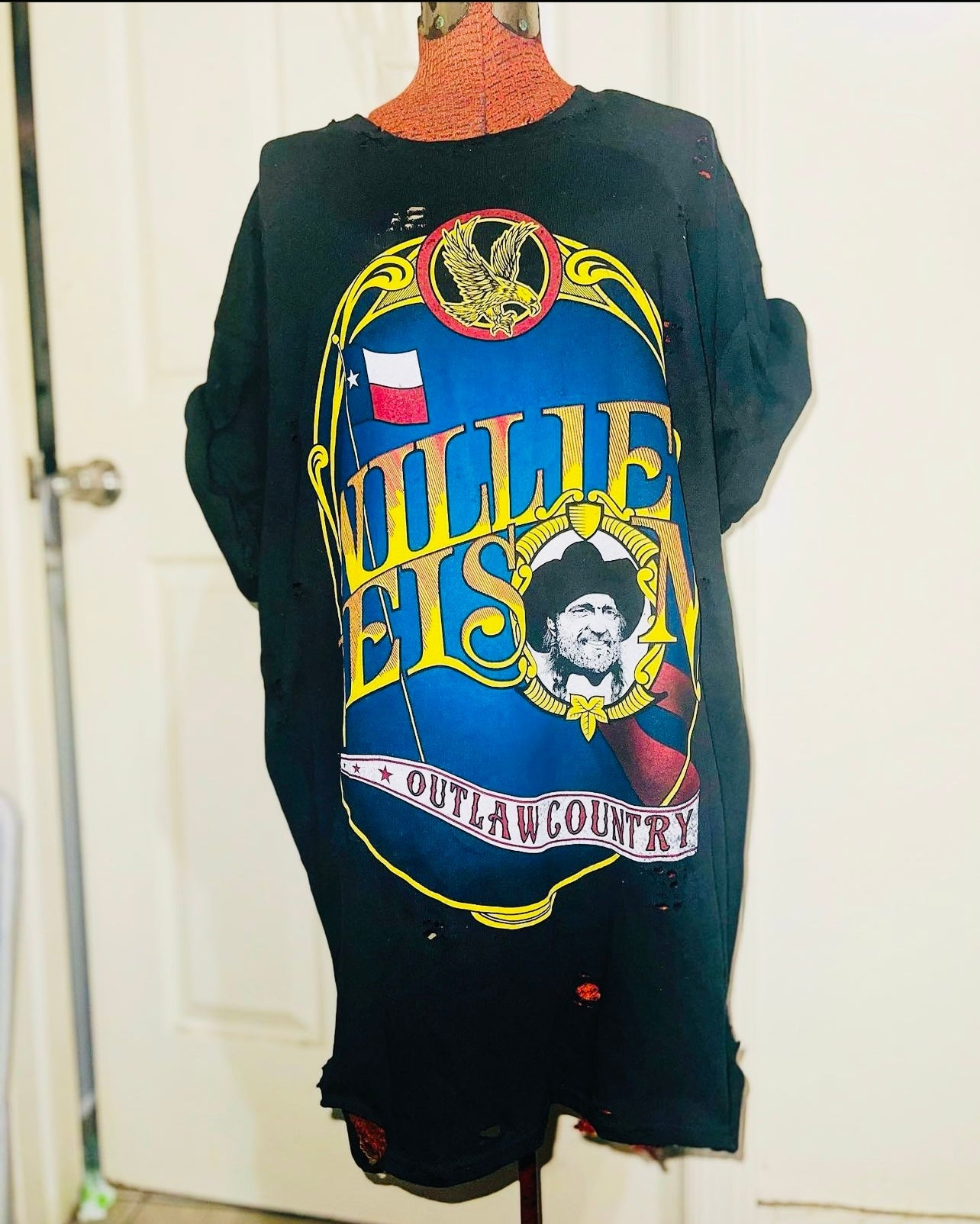 Willie Nelson Oversized Distressed Tee