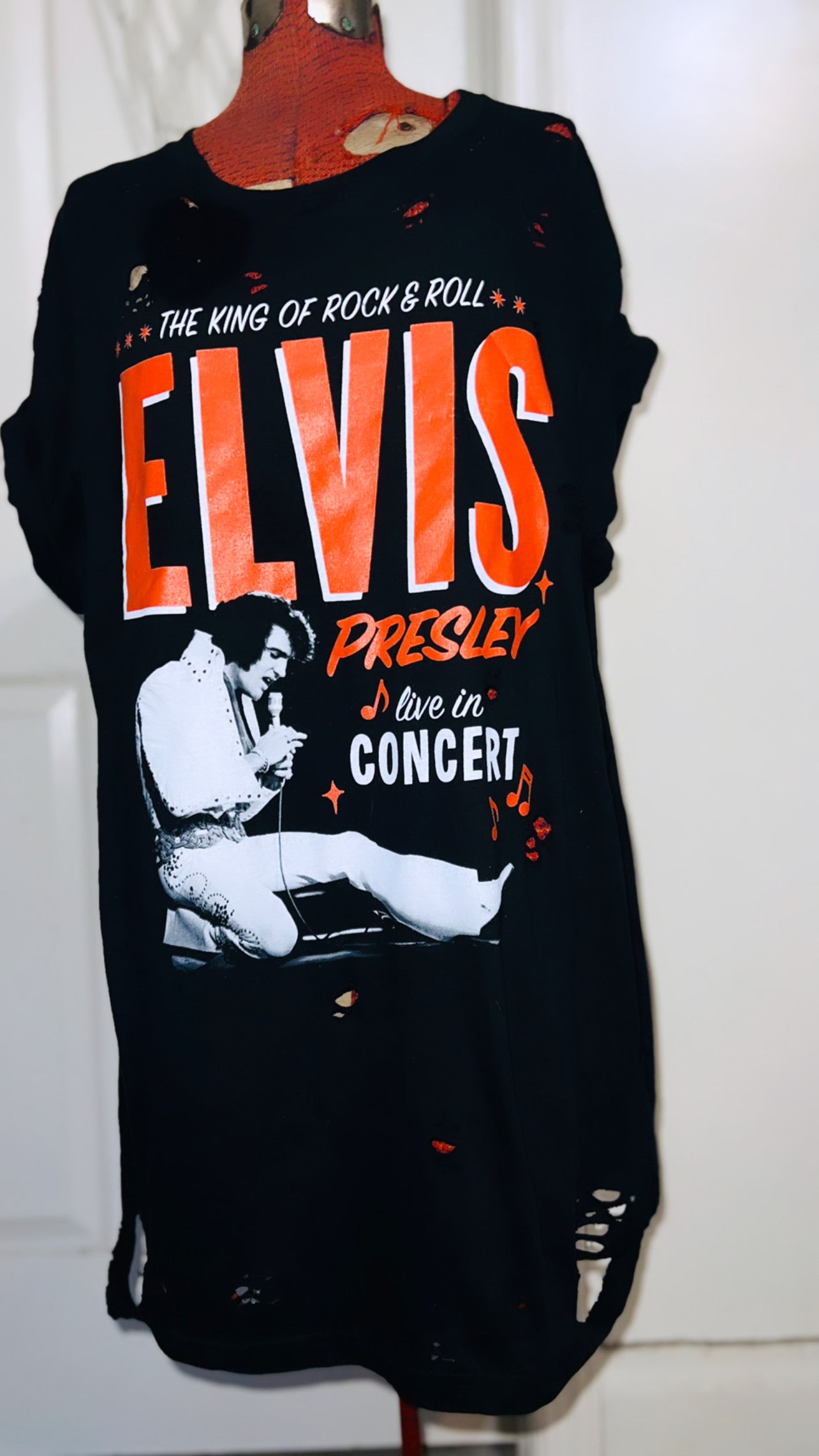 Elvis Presley Live in Concert Oversized Distressed Tee