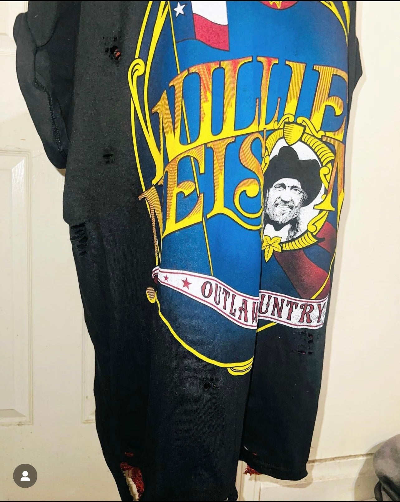 Willie Nelson Oversized Distressed Tee