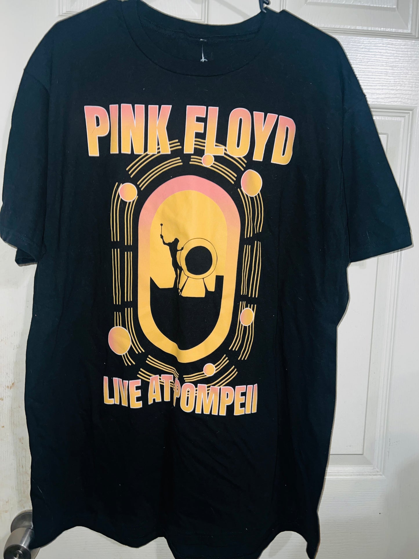 Pink Floyd alive at Pompeii OS Distressed Tee