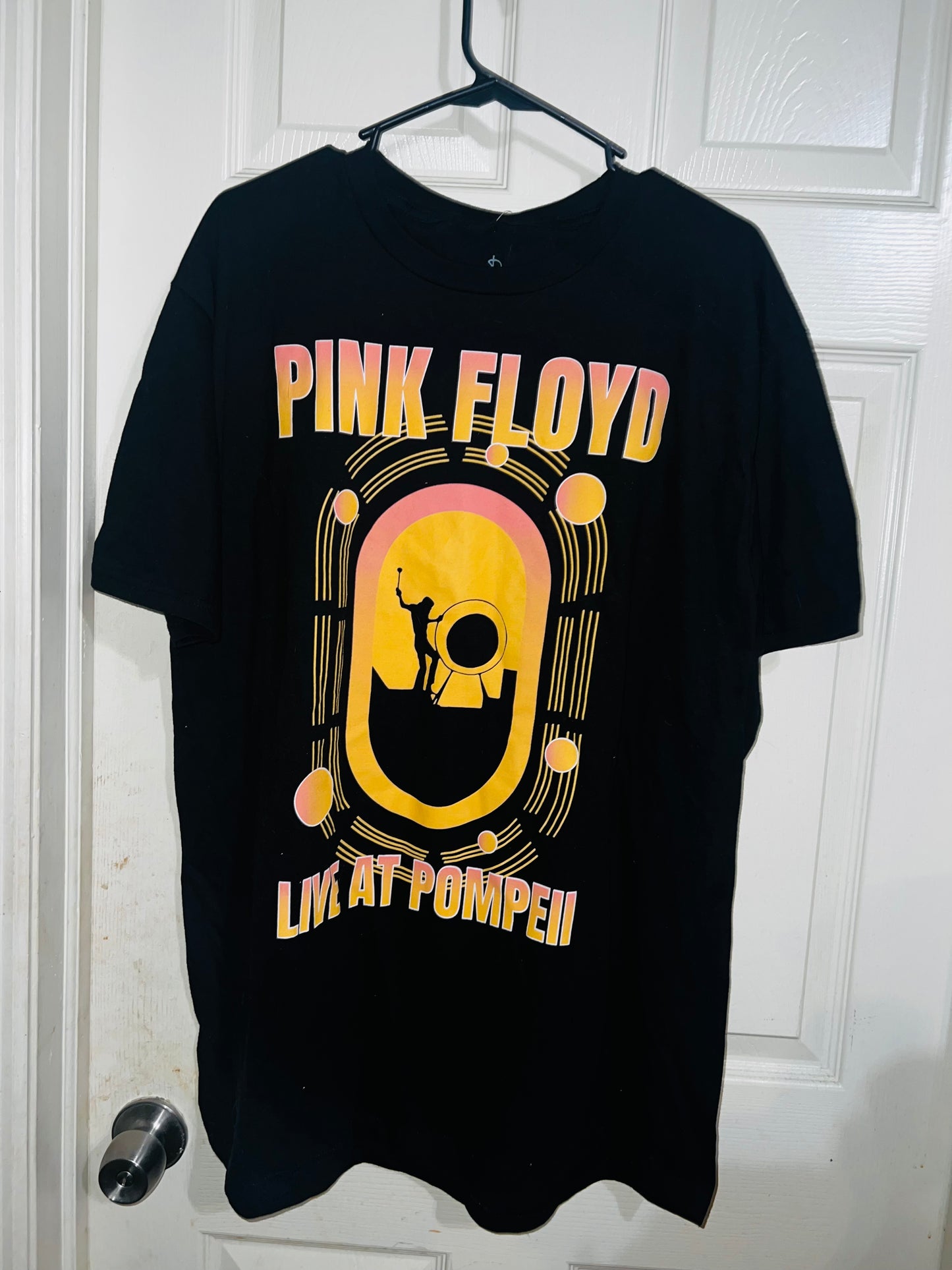 Pink Floyd alive at Pompeii OS Distressed Tee