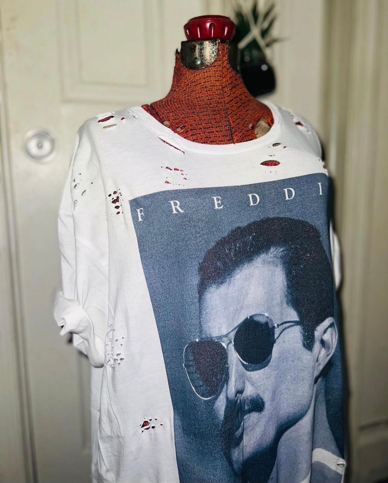 Freddie Oversized Distressed Tee