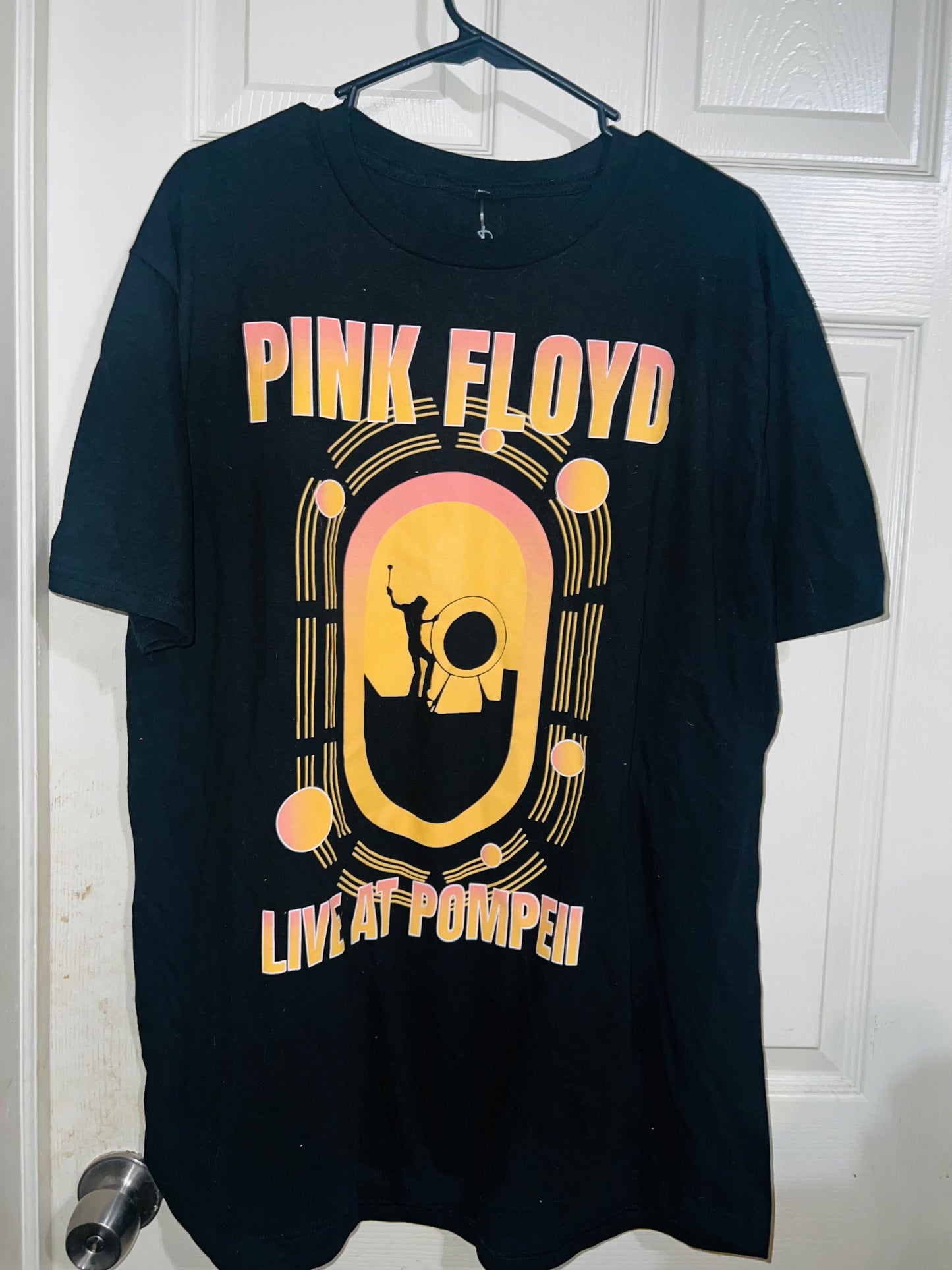 Pink Floyd alive at Pompeii OS Distressed Tee