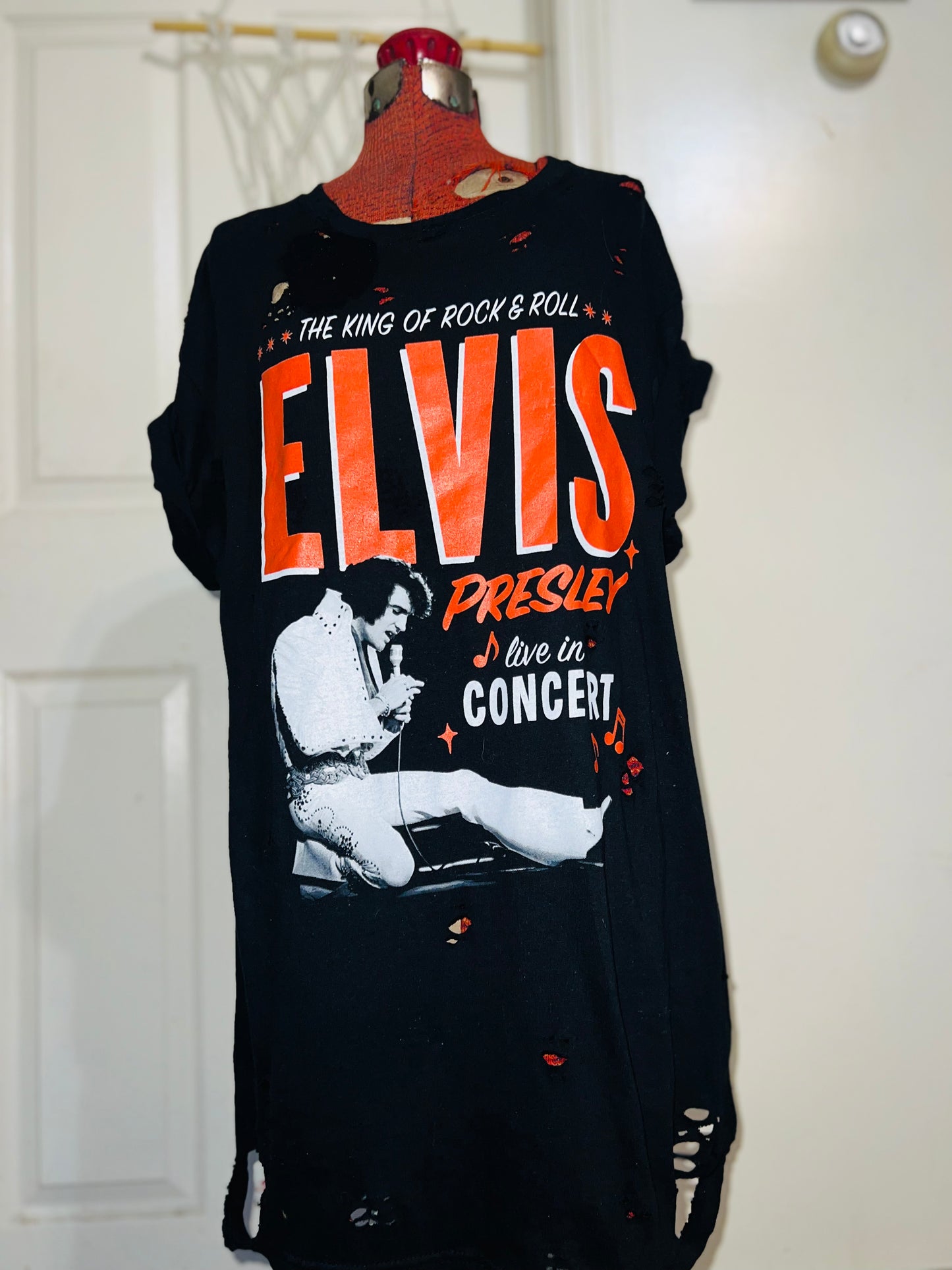 Elvis Presley Live in Concert Oversized Distressed Tee