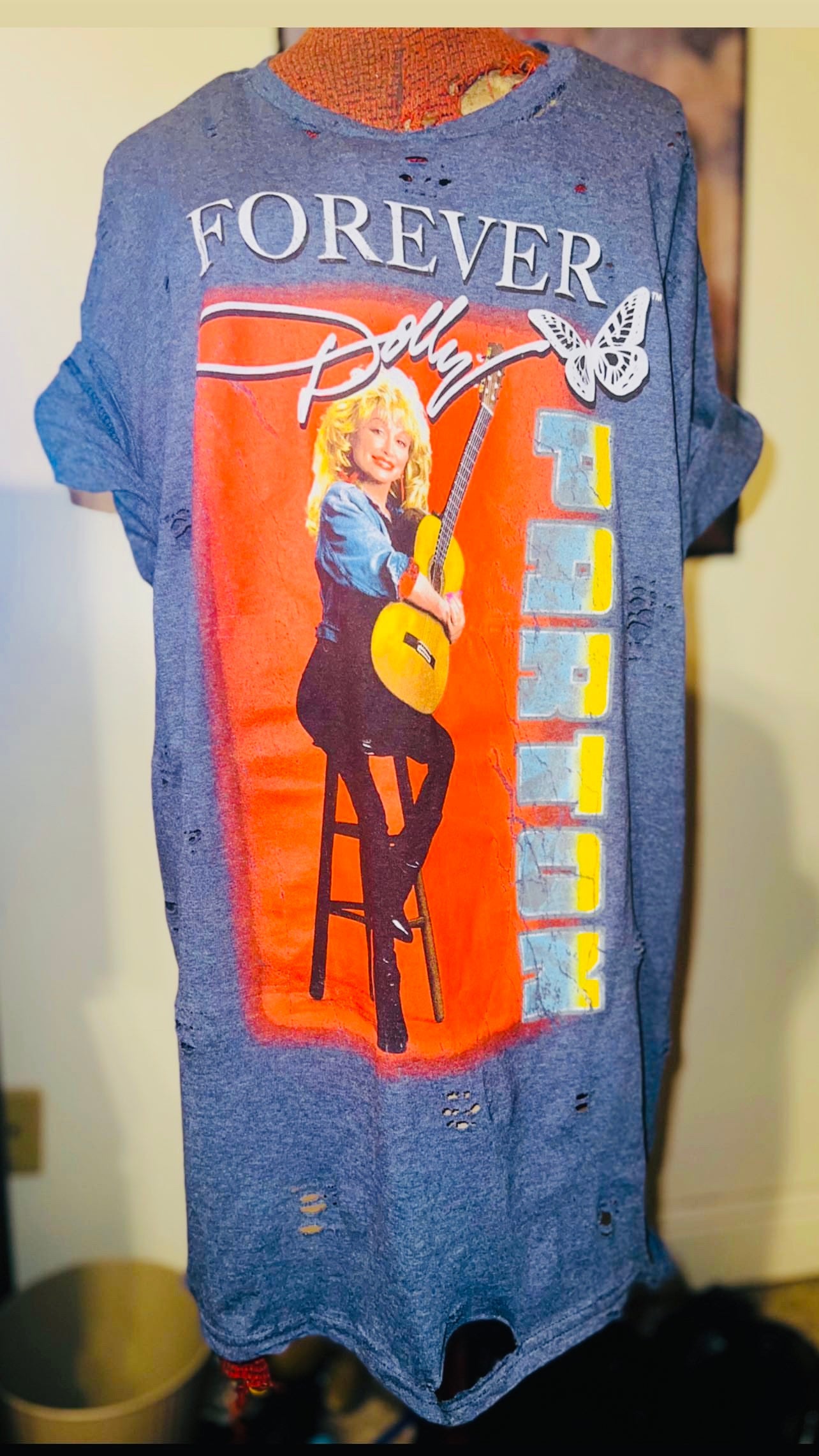 Dolly Parton Oversized Distressed Tee