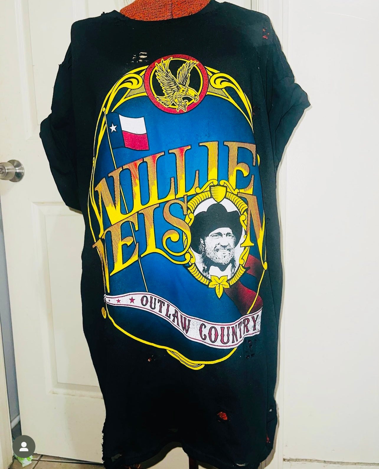 Willie Nelson Oversized Distressed Tee