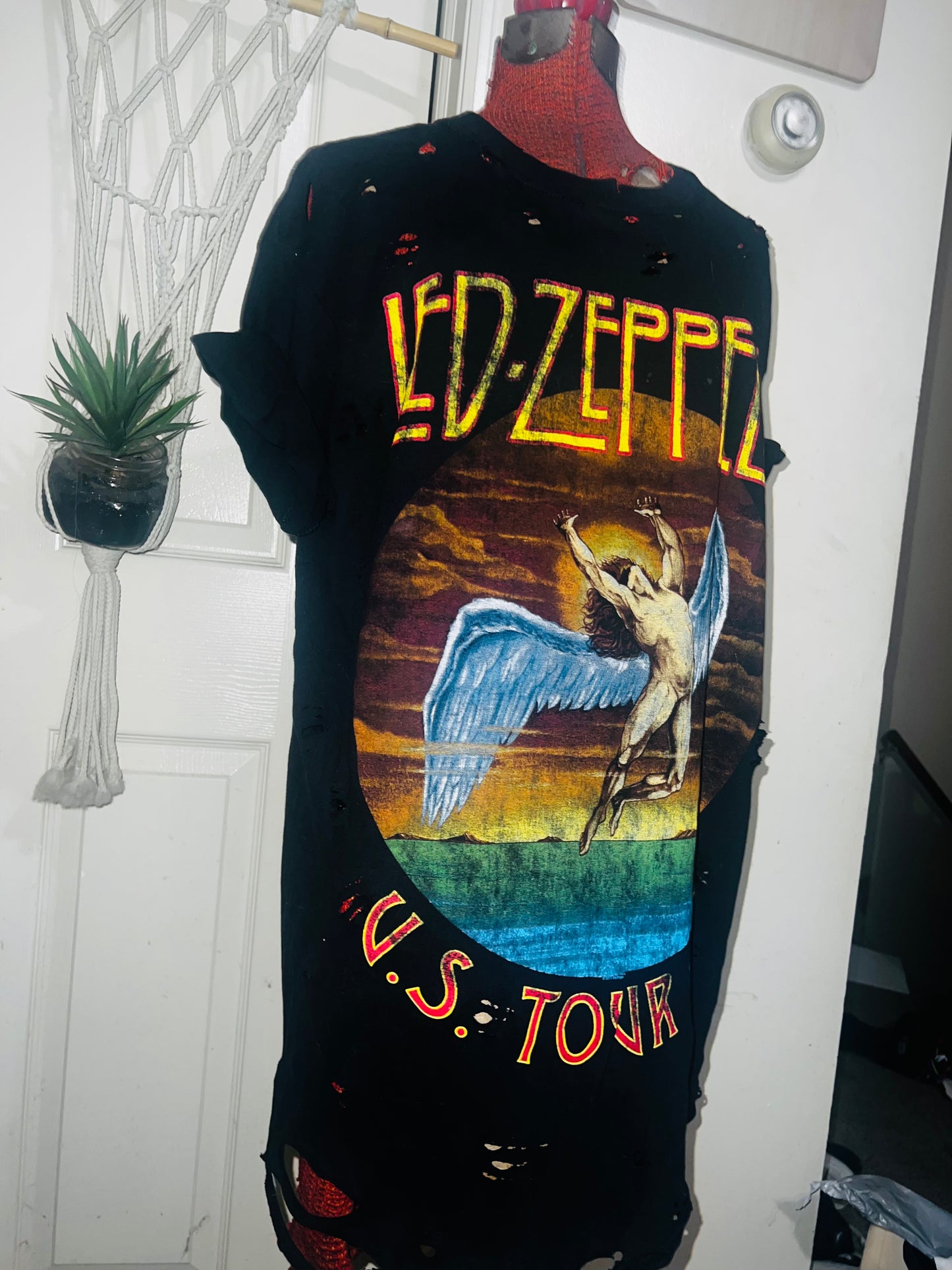 Led Zeppelin Oversized Distressed Tee