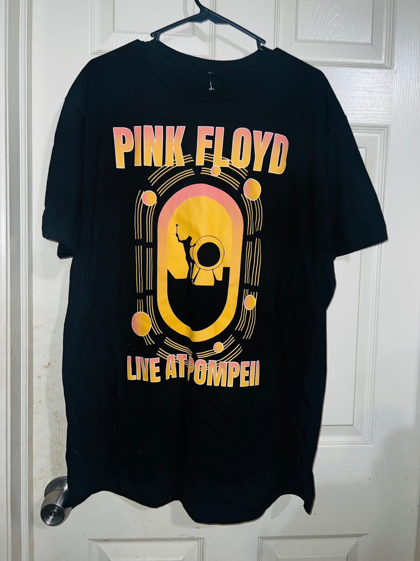 Pink Floyd alive at Pompeii OS Distressed Tee