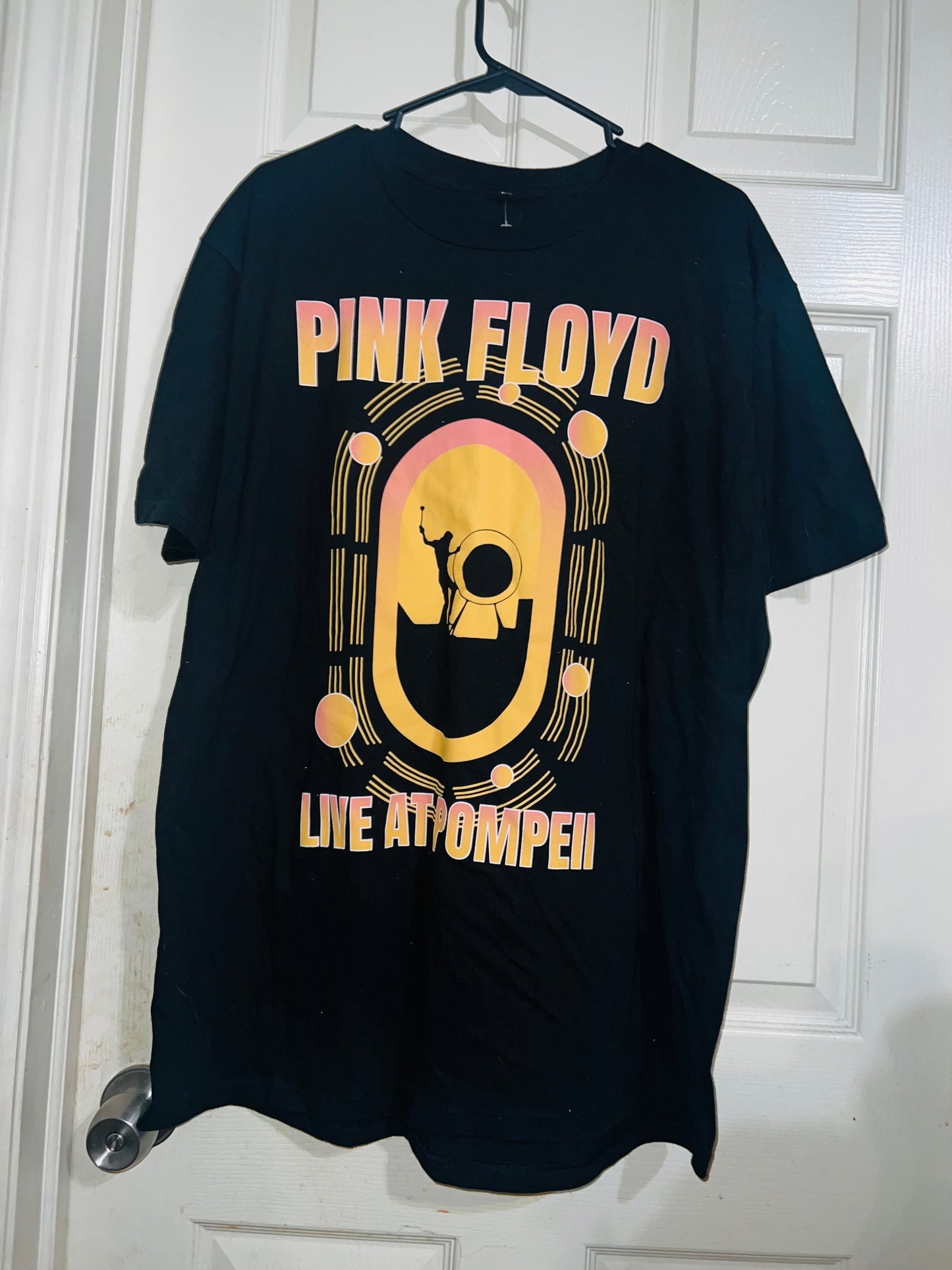 Pink Floyd alive at Pompeii OS Distressed Tee